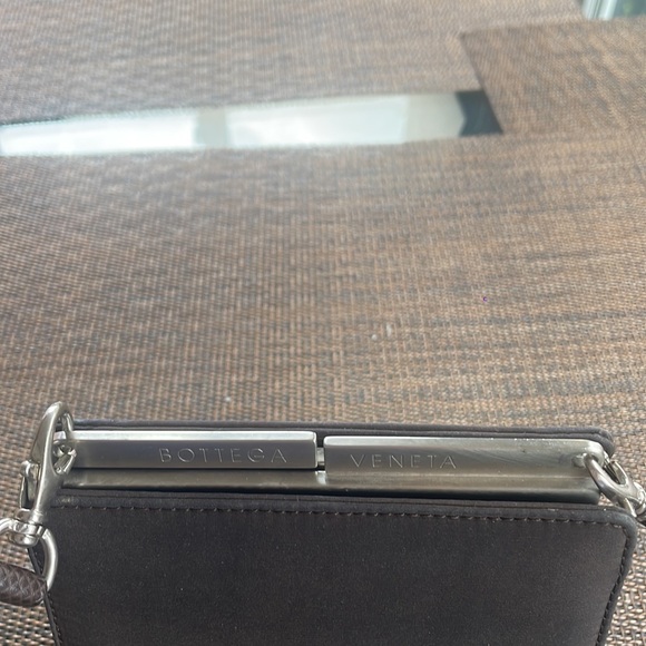Bottega Veneta cross body bag/clutch- Authentic! - Picture 16 of 16